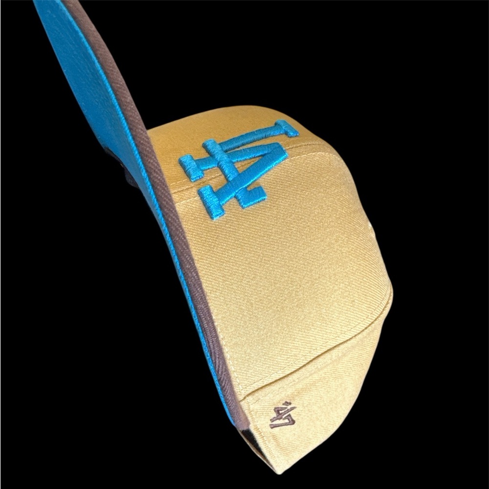 Cap  LA Logo - Picture 2 of 3
